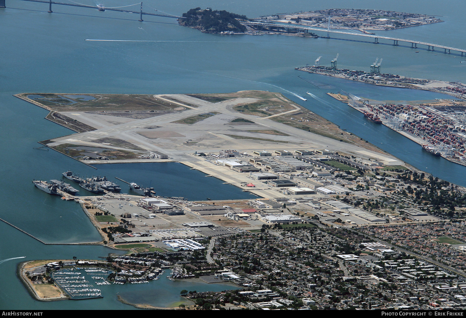 Airport photo of Alameda - NAS / Nimitz Field (KNGZ / NGZ) (closed) in California, United States | AirHistory.net #424904