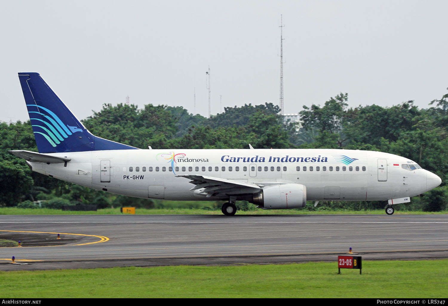 Aircraft Photo of PK-GHW | Boeing 737-3M8 | Garuda Indonesia | AirHistory.net #424980
