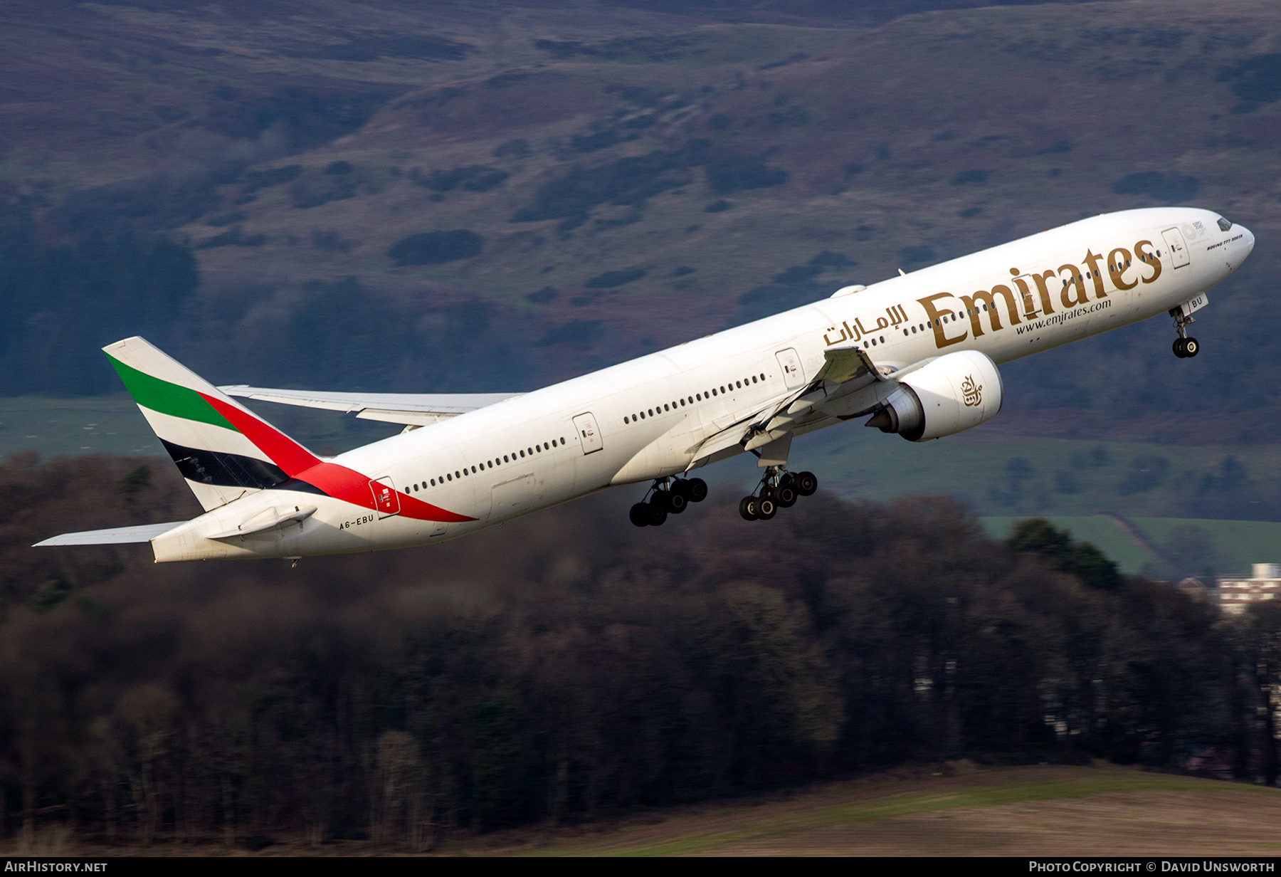 Aircraft Photo of A6-EBU | Boeing 777-31H/ER | Emirates | AirHistory.net #425080