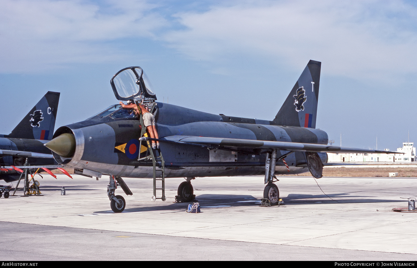 Aircraft Photo of XS452 | English Electric Lightning T5 | UK - Air Force | AirHistory.net #425089