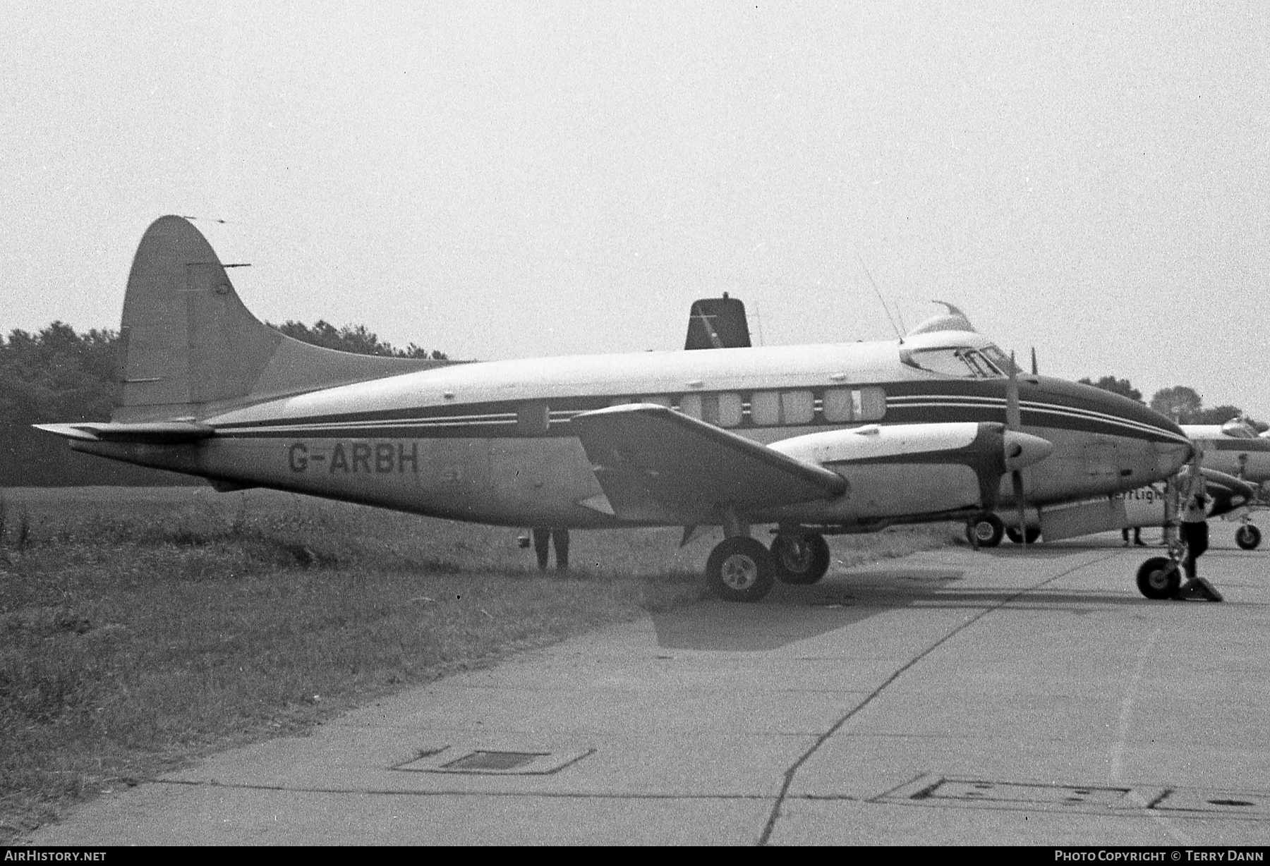 Aircraft Photo of G-ARBH | De Havilland D.H. 104 Dove 1 | AirHistory.net #425111