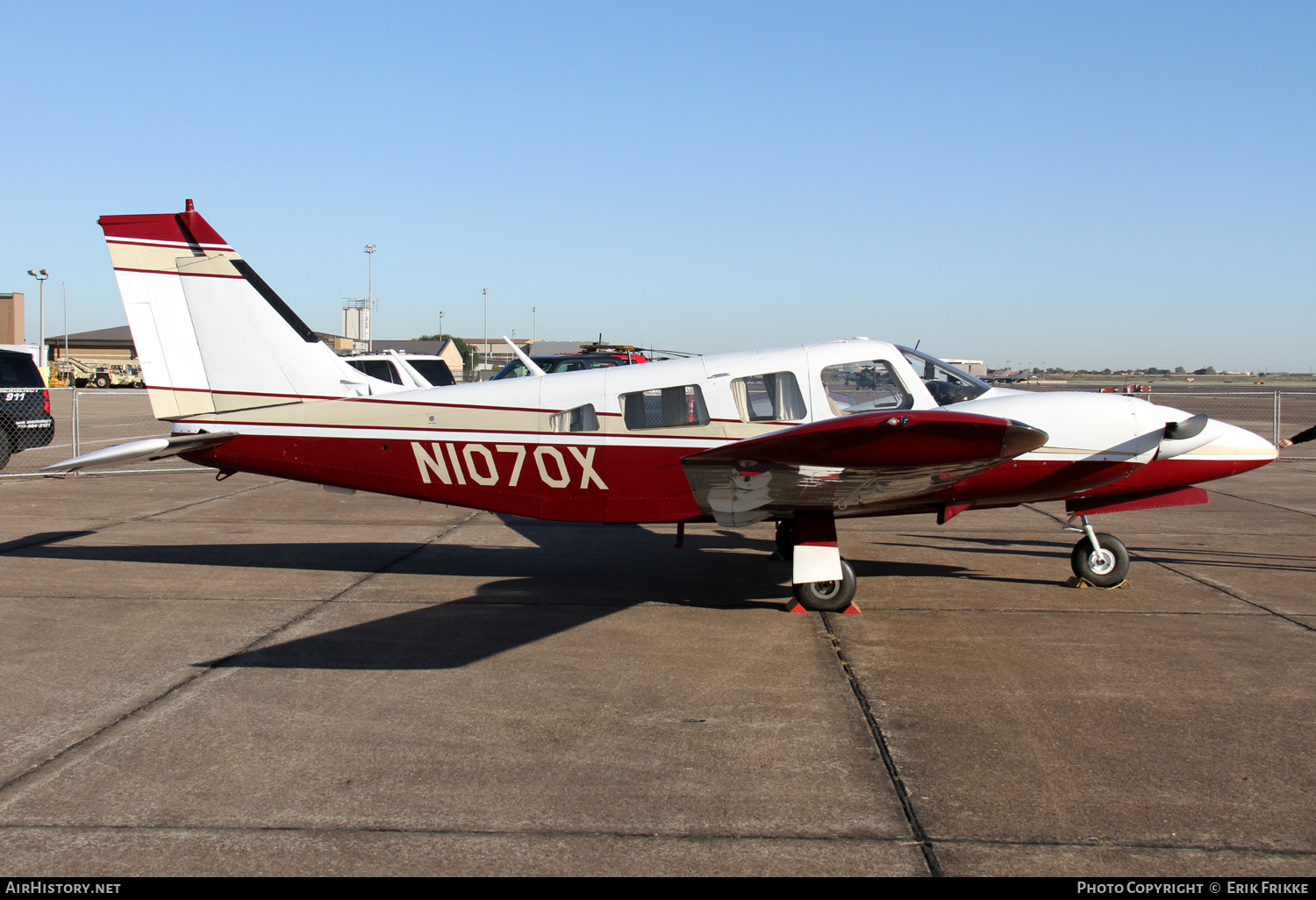 Aircraft Photo of N1070X | Piper PA-34-200T Seneca II | AirHistory.net #425119