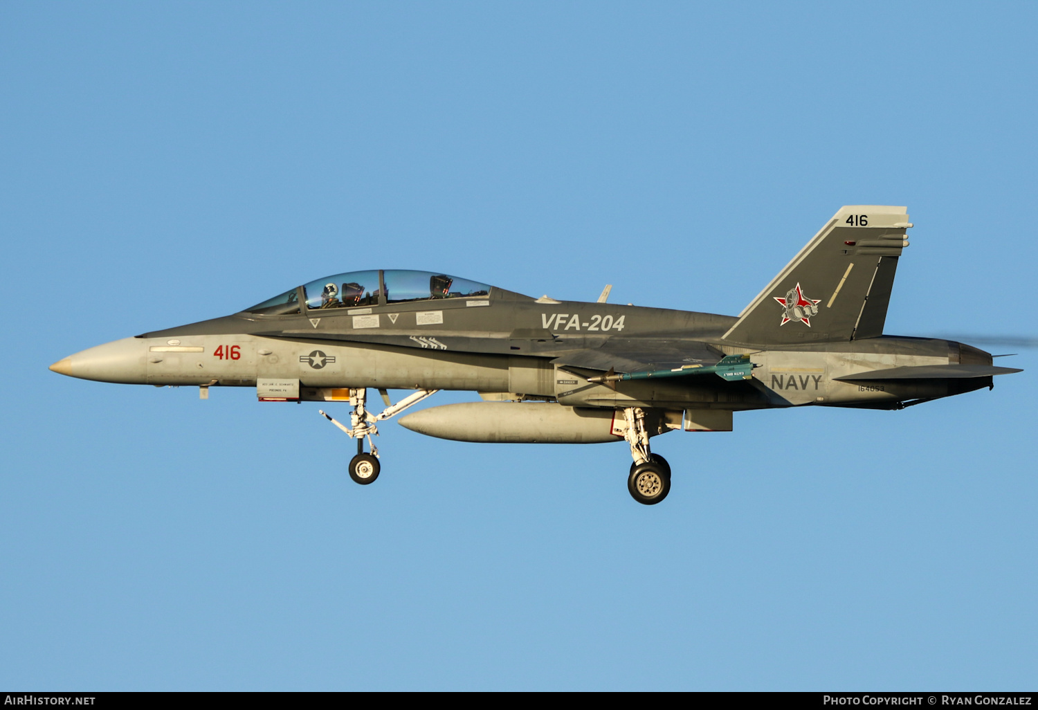 Aircraft Photo of 164053 | McDonnell Douglas F/A-18D Hornet | USA - Navy | AirHistory.net #425200
