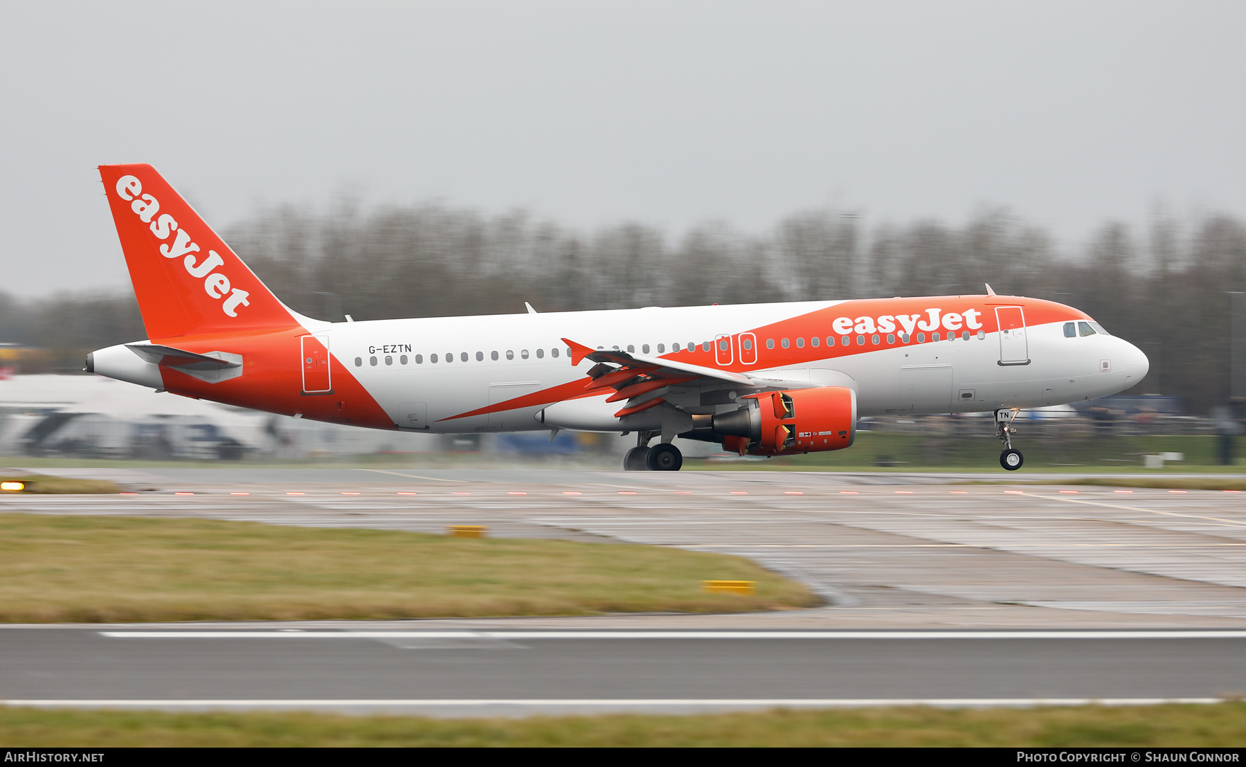 Aircraft Photo of G-EZTN | Airbus A320-214 | EasyJet | AirHistory.net #425202