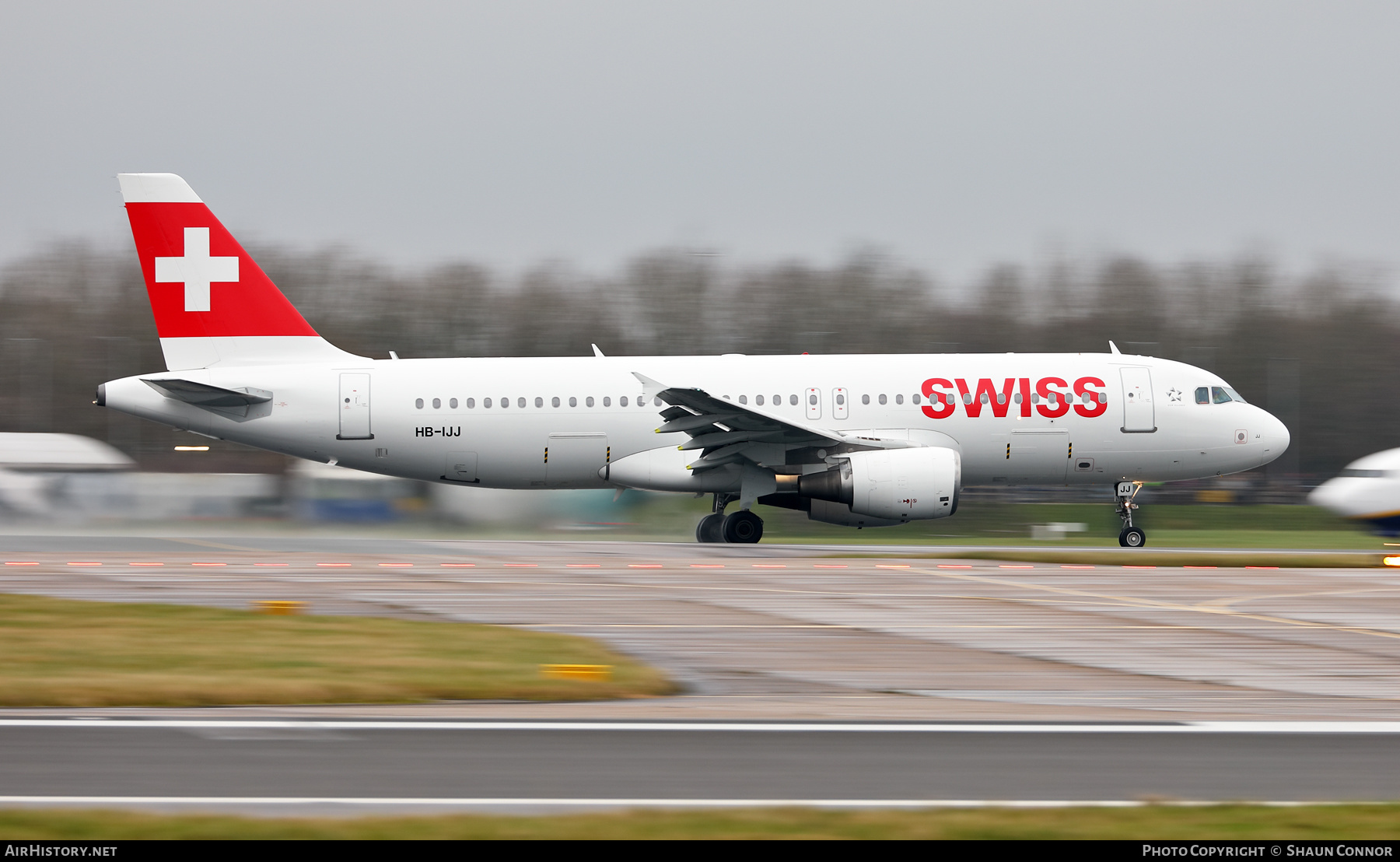 Aircraft Photo of HB-IJJ | Airbus A320-214 | Swiss International Air Lines | AirHistory.net #425204