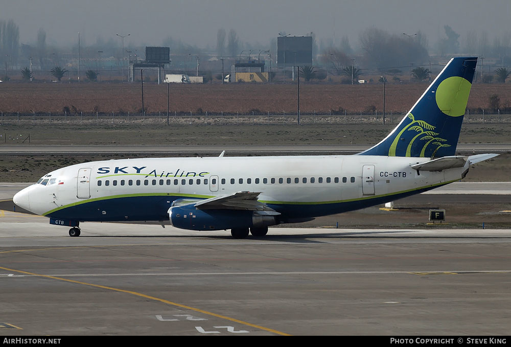 Aircraft Photo of CC-CTB | Boeing 737-2Q3/Adv | Sky Airline | AirHistory.net #425239