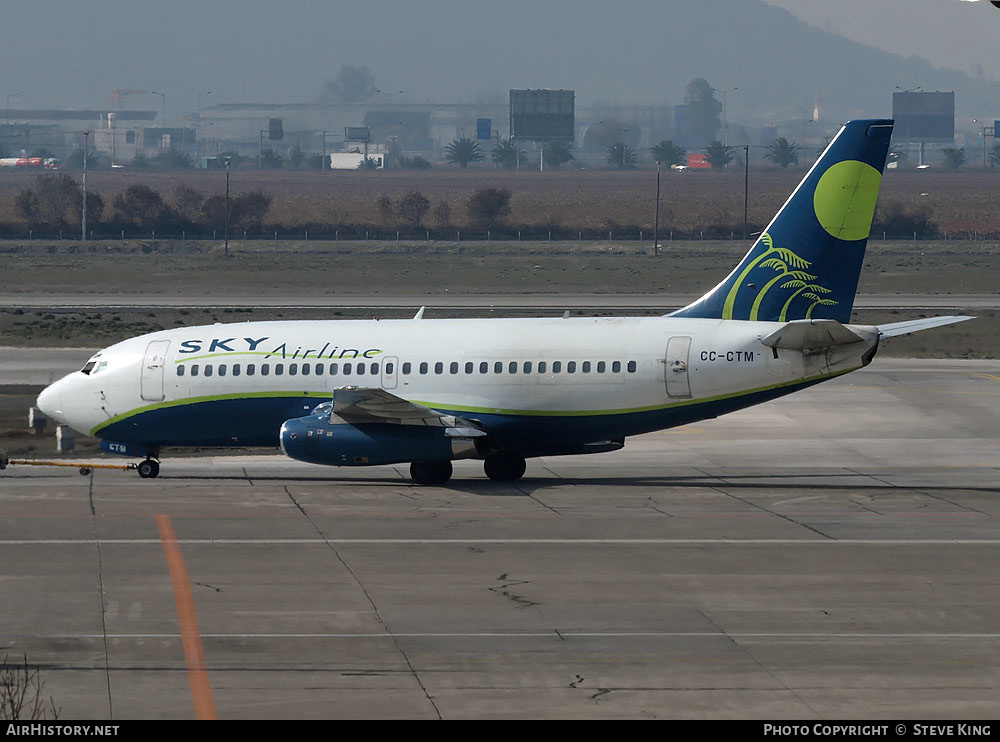 Aircraft Photo of CC-CTM | Boeing 737-230/Adv | Sky Airline | AirHistory.net #425242