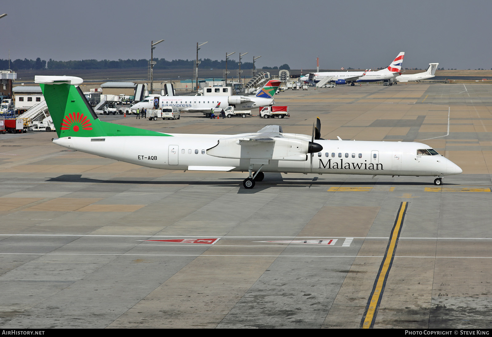 Aircraft Photo of ET-AQB | Bombardier DHC-8-401 Dash 8 | Malawian Airlines | AirHistory.net #425279