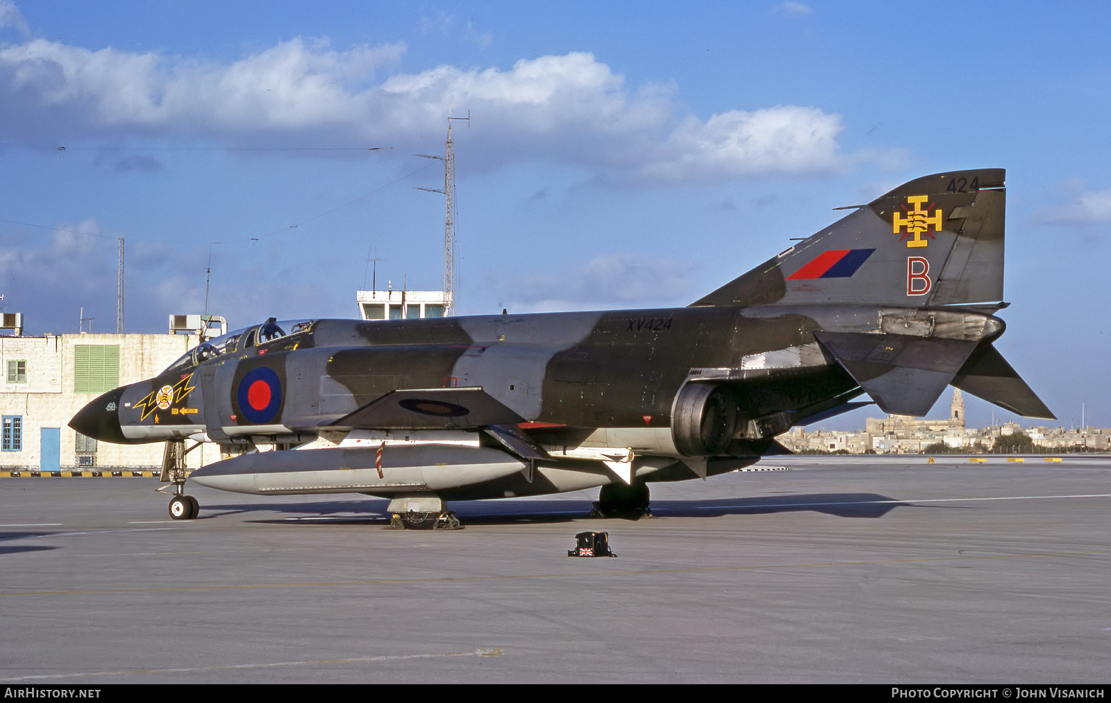 Aircraft Photo of XV424 | McDonnell Douglas F-4M Phantom FGR2 | UK - Air Force | AirHistory.net #425331