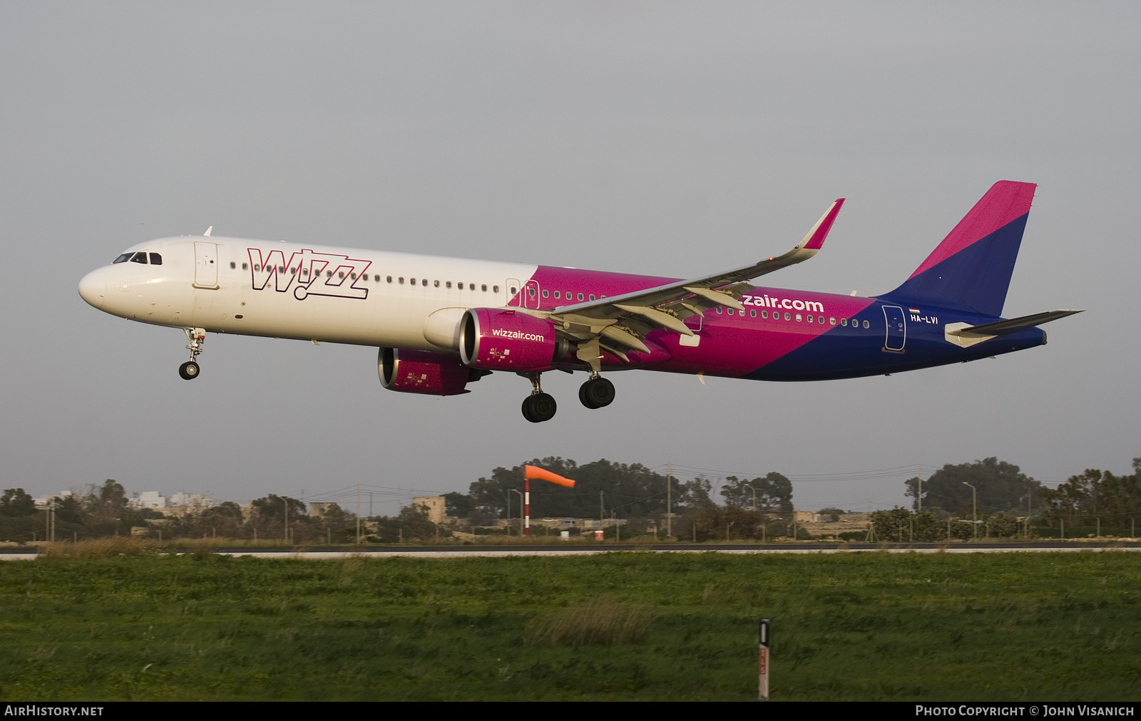 Aircraft Photo of HA-LVI | Airbus A321-271NX | Wizz Air | AirHistory.net #425403