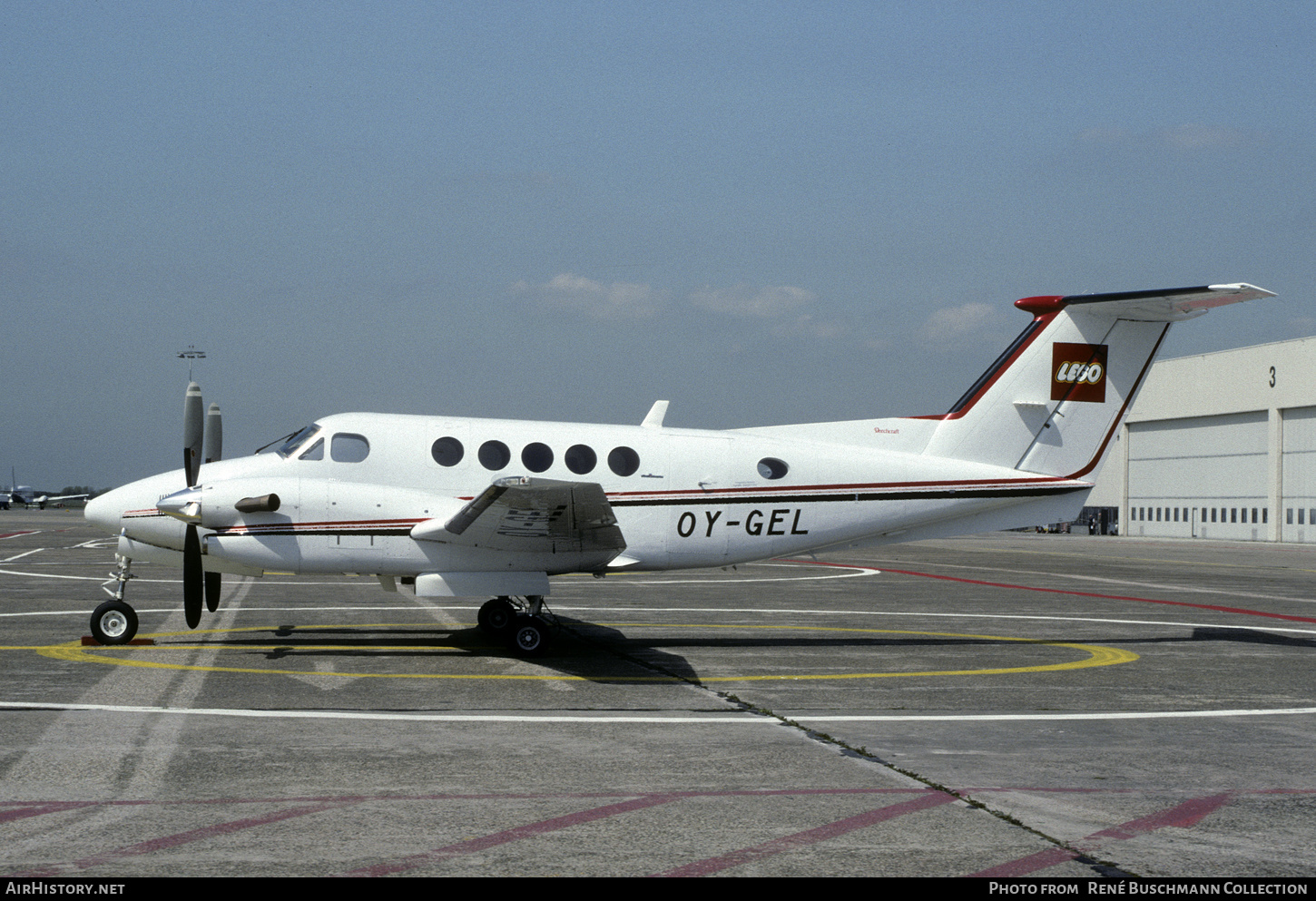 Aircraft Photo of OY-GEL | Beech Super King Air 300 | Lego Systems | AirHistory.net #425471