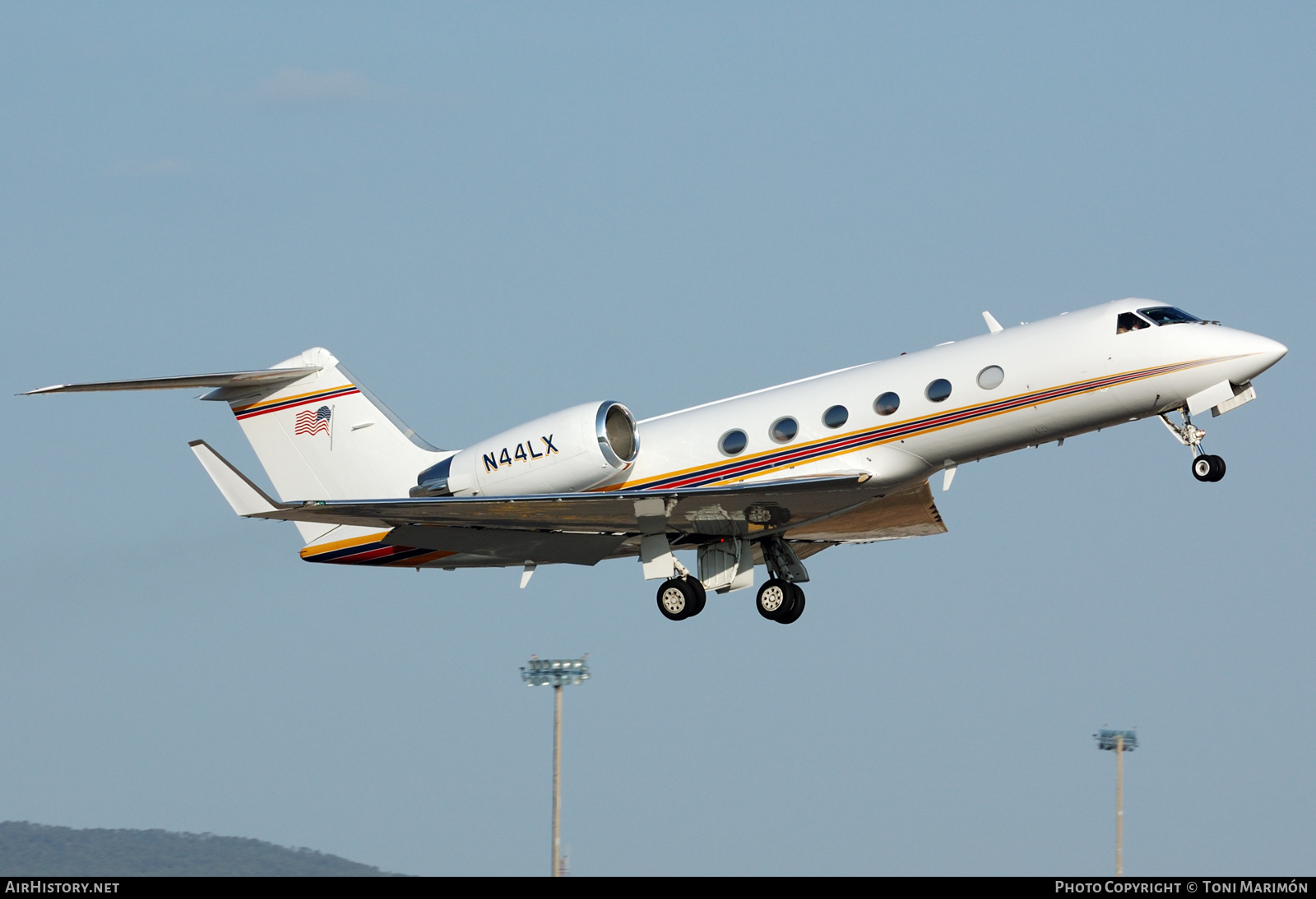 Aircraft Photo of N44LX | Gulfstream Aerospace G-IV Gulfstream IV | AirHistory.net #425485