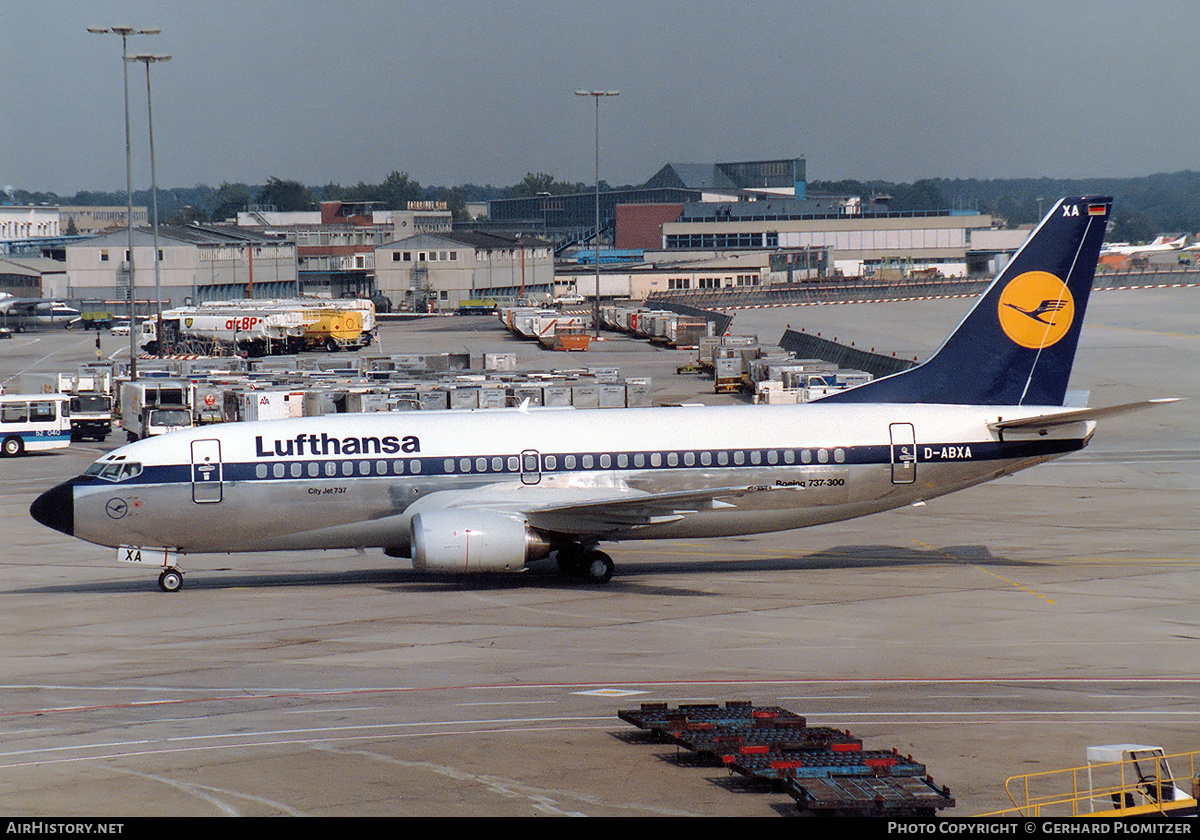 Aircraft Photo of D-ABXA | Boeing 737-330(QC) | Lufthansa | AirHistory.net #425523