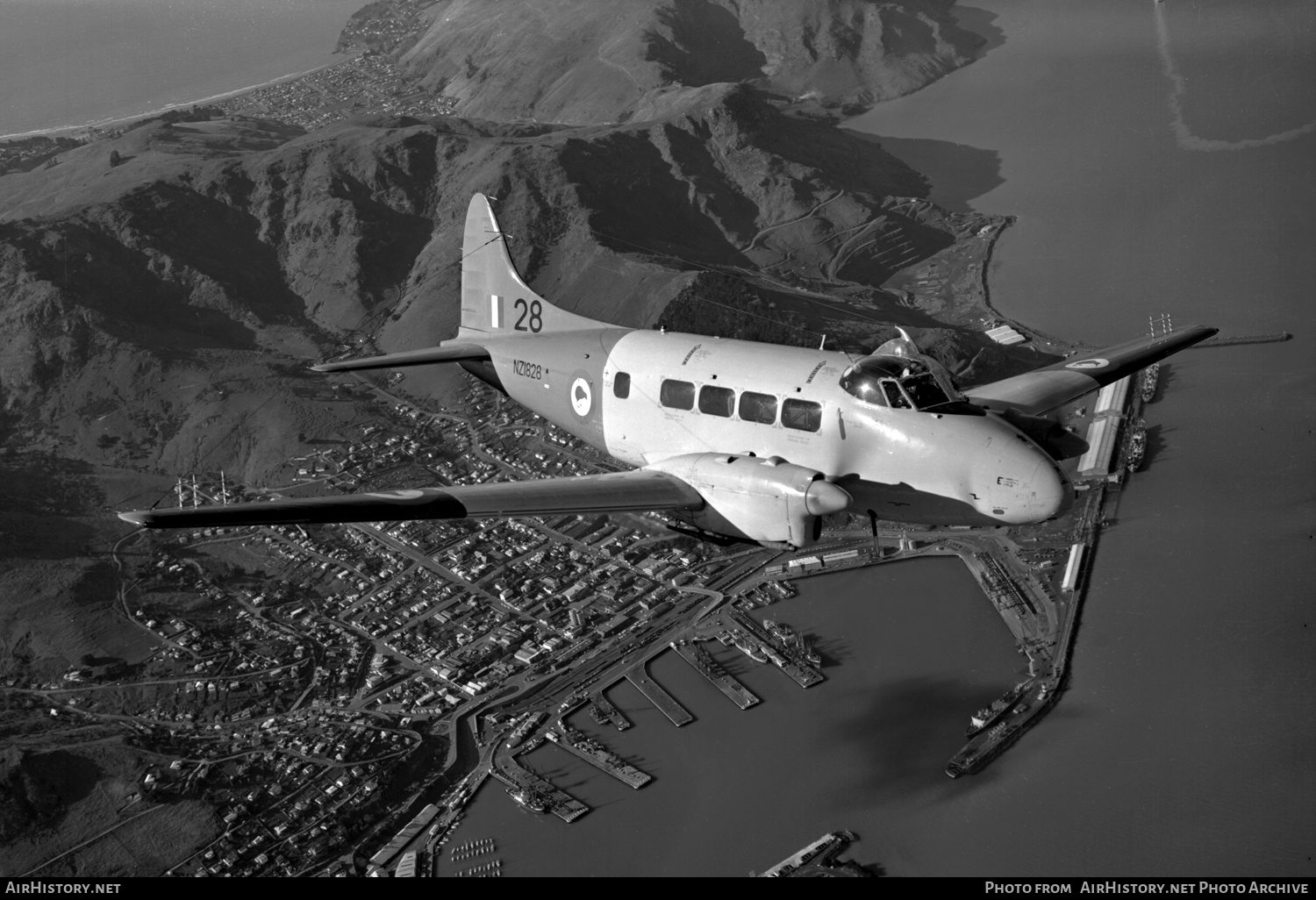 Aircraft Photo of NZ1828 | De Havilland D.H. 104 Devon C1 | New Zealand - Air Force | AirHistory.net #425535