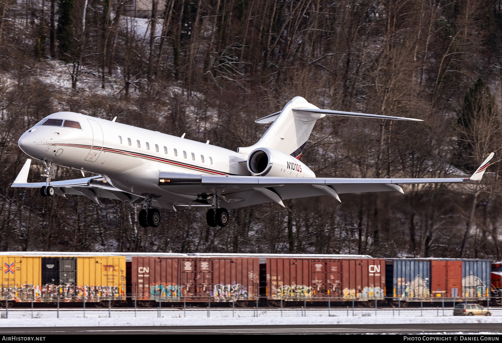 Aircraft Photo of N101QS | Bombardier Global 5000 (BD-700-1A11) | AirHistory.net #425538