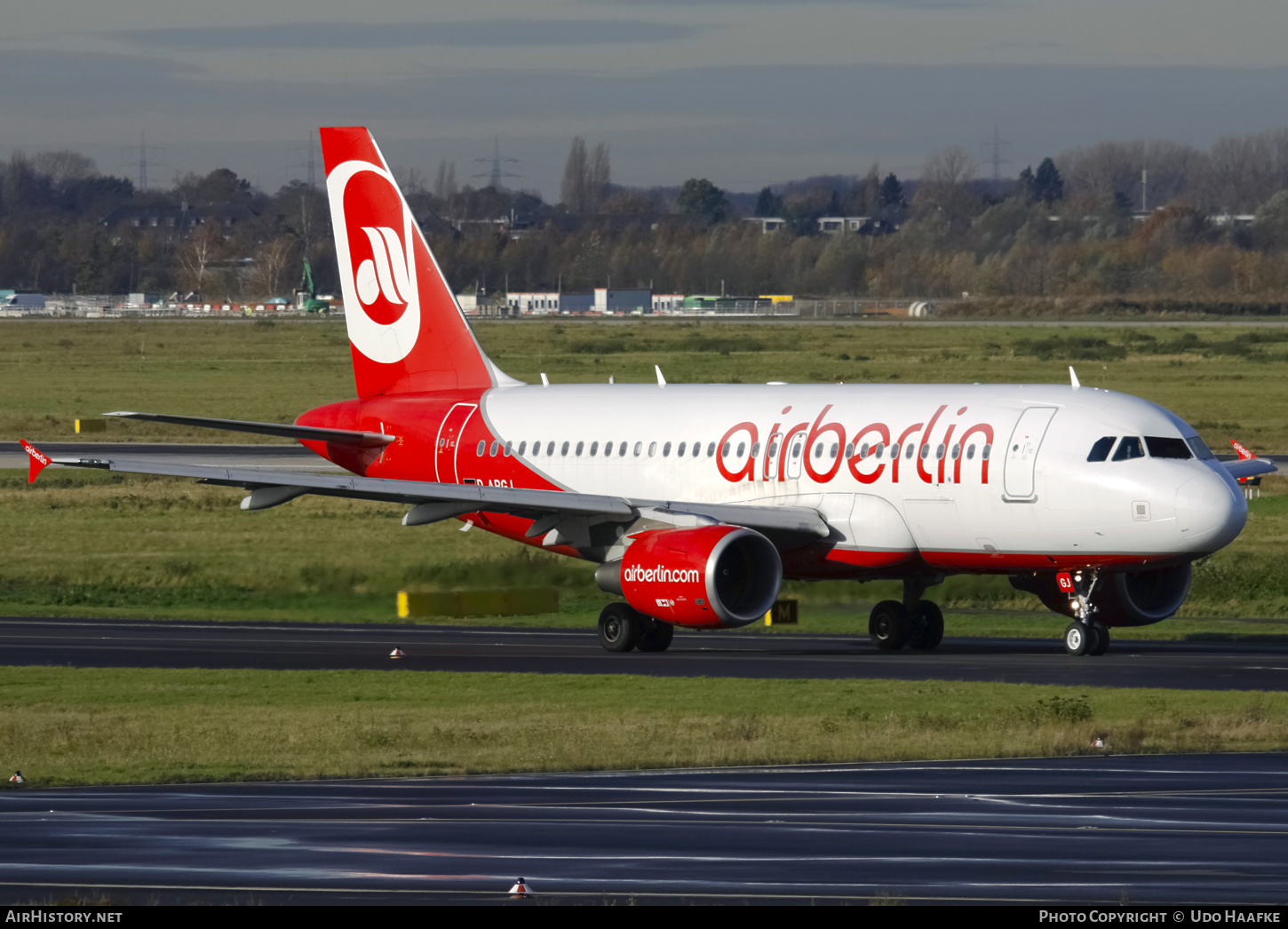 Aircraft Photo of D-ABGJ | Airbus A319-112 | Air Berlin | AirHistory.net #425565