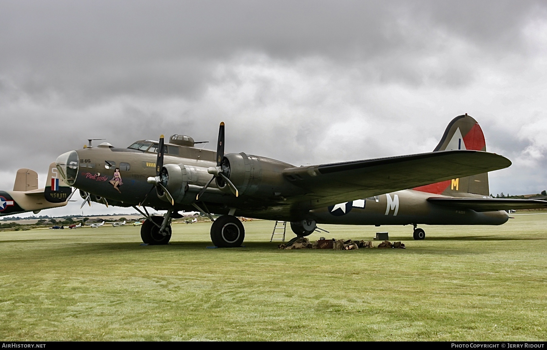 Aircraft Photo of F-AZDX / 44-8846 | Boeing B-17G Flying Fortress | AirHistory.net #425569