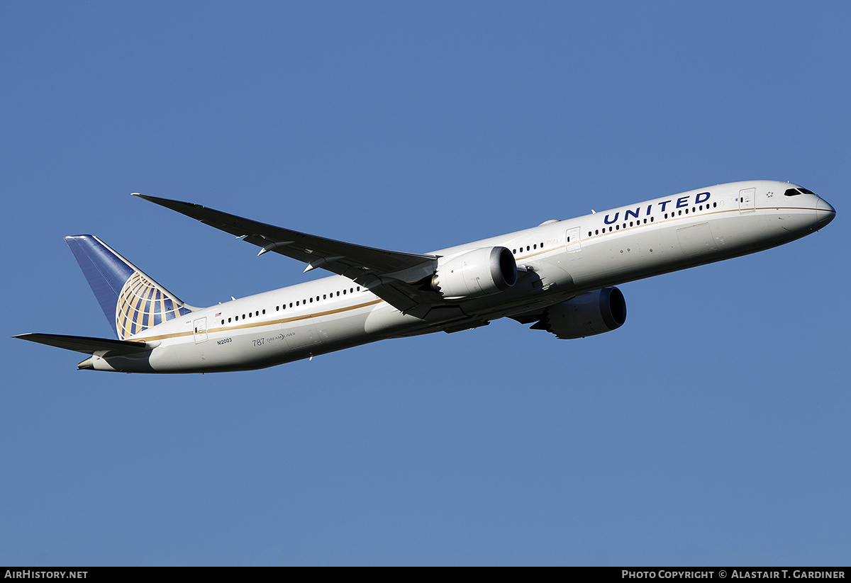 Aircraft Photo of N12003 | Boeing 787-10 Dreamliner | United Airlines | AirHistory.net #425642
