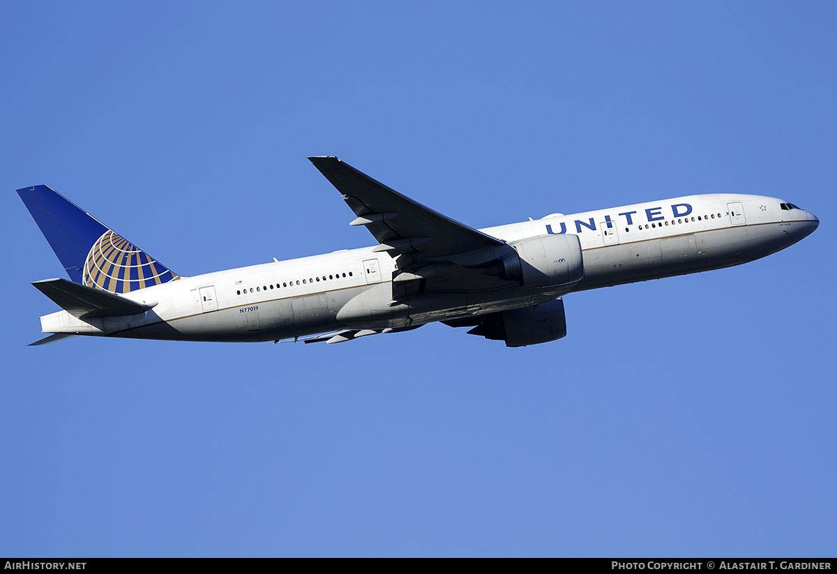 Aircraft Photo of N77019 | Boeing 777-224/ER | United Airlines | AirHistory.net #425658