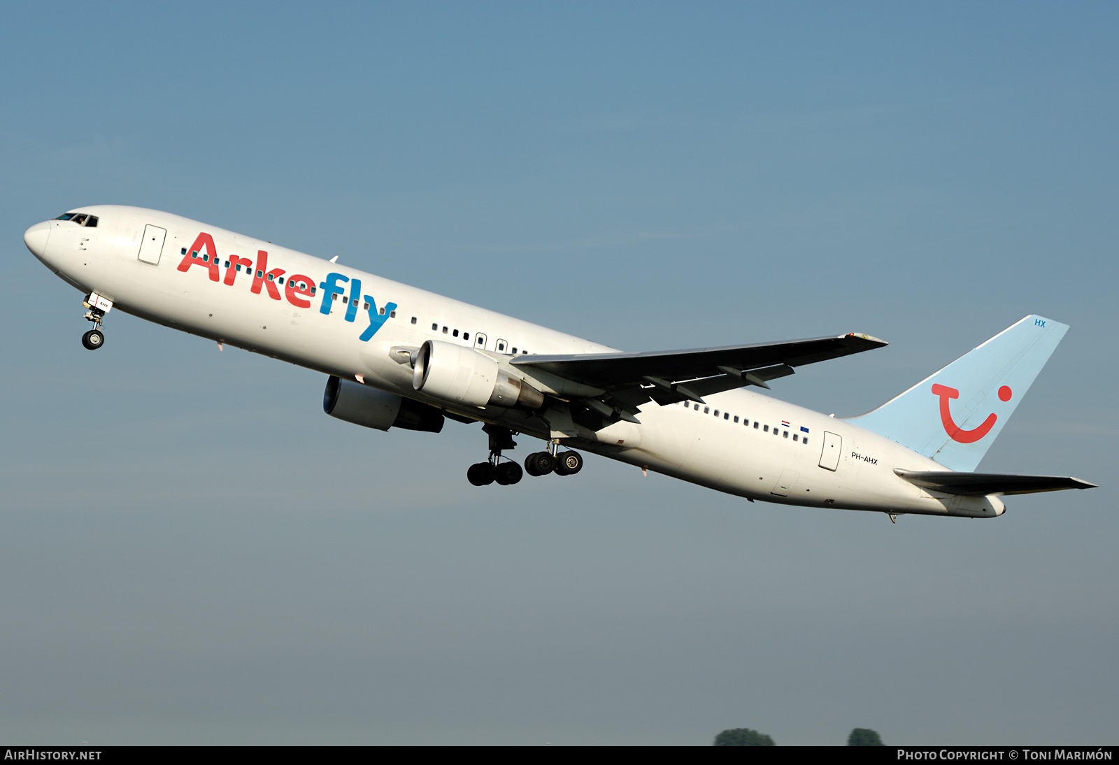 Aircraft Photo of PH-AHX | Boeing 767-383/ER | ArkeFly | AirHistory.net #425740