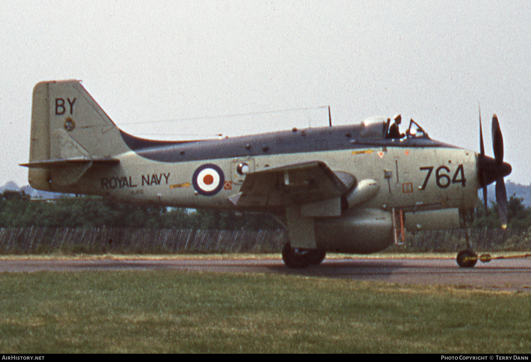Aircraft Photo of XL450 | Fairey Gannet AEW.3 | UK - Navy | AirHistory.net #425756