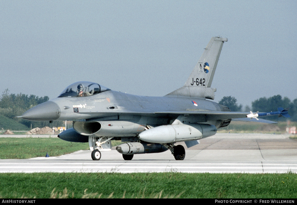 Aircraft Photo of J-642 | General Dynamics F-16A(R) Fighting Falcon | Netherlands - Air Force | AirHistory.net #425794