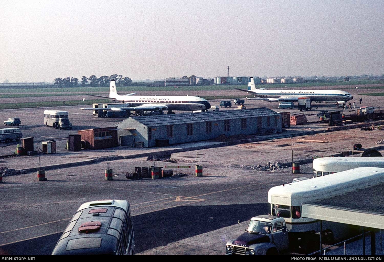 Airport photo of London - Heathrow (EGLL / LHR) in England, United Kingdom | AirHistory.net #426030