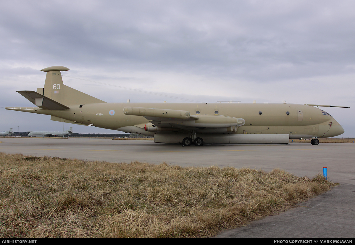 Aircraft Photo of XV260 | Hawker Siddeley Nimrod MR2 | UK - Air Force | AirHistory.net #426285