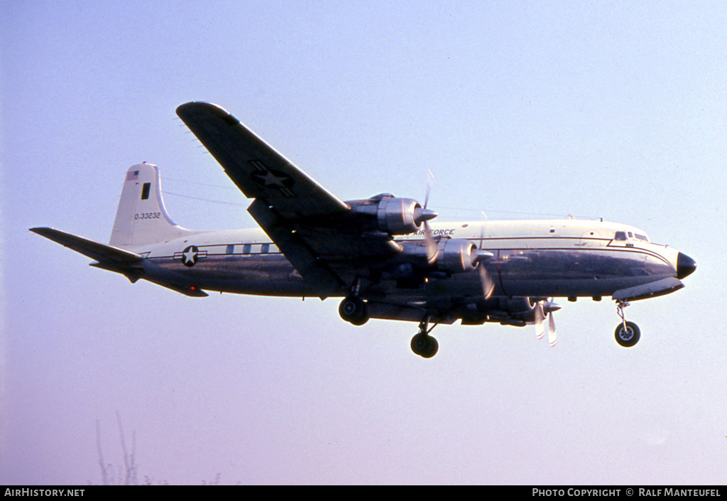 Aircraft Photo of 53-3232 / 0-33232 | Douglas VC-118A Liftmaster | USA - Air Force | AirHistory.net #426321