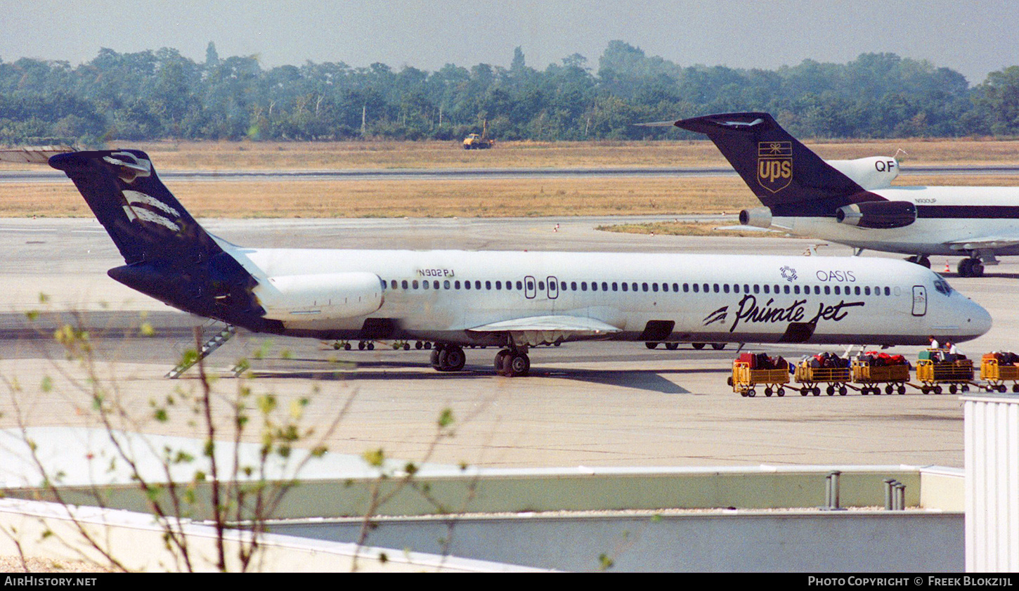 Aircraft Photo of N902PJ | McDonnell Douglas MD-83 (DC-9-83) | Oasis International Airlines | AirHistory.net #426359