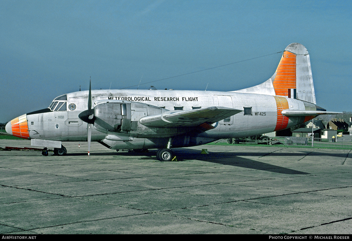 Aircraft Photo of WF425 | Vickers 668 Varsity T.1 | UK - Air Force | AirHistory.net #426419