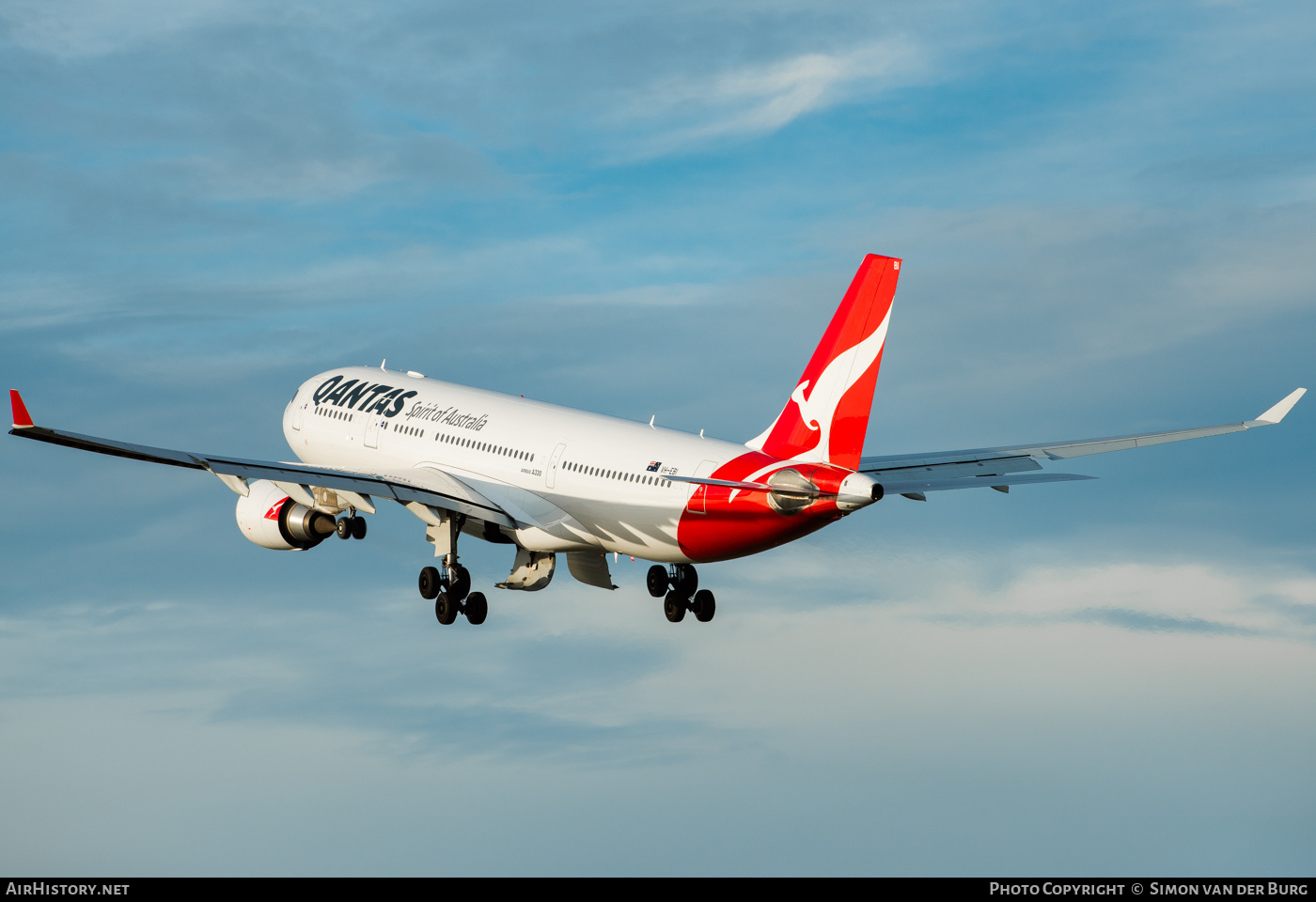 Aircraft Photo of VH-EBI | Airbus A330-203 | Qantas | AirHistory.net #426437