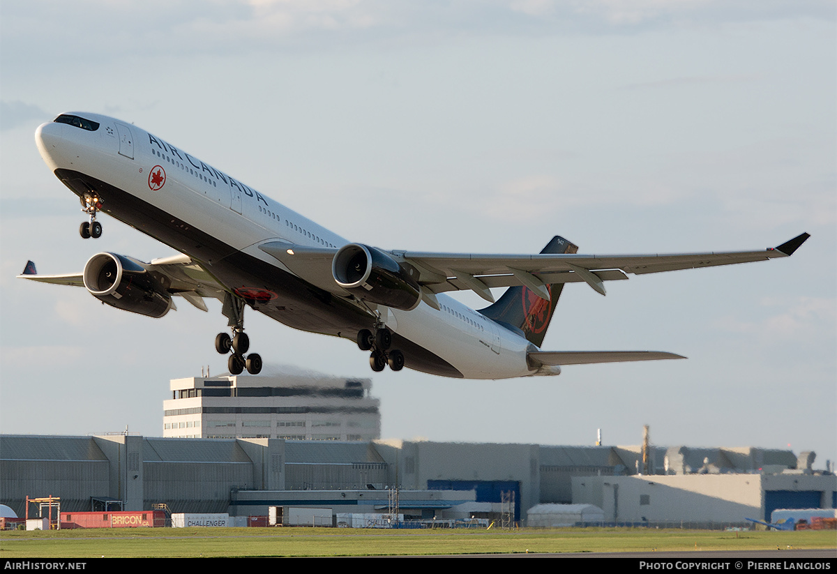 Aircraft Photo of C-GOFW | Airbus A330-343E | Air Canada | AirHistory.net #426500