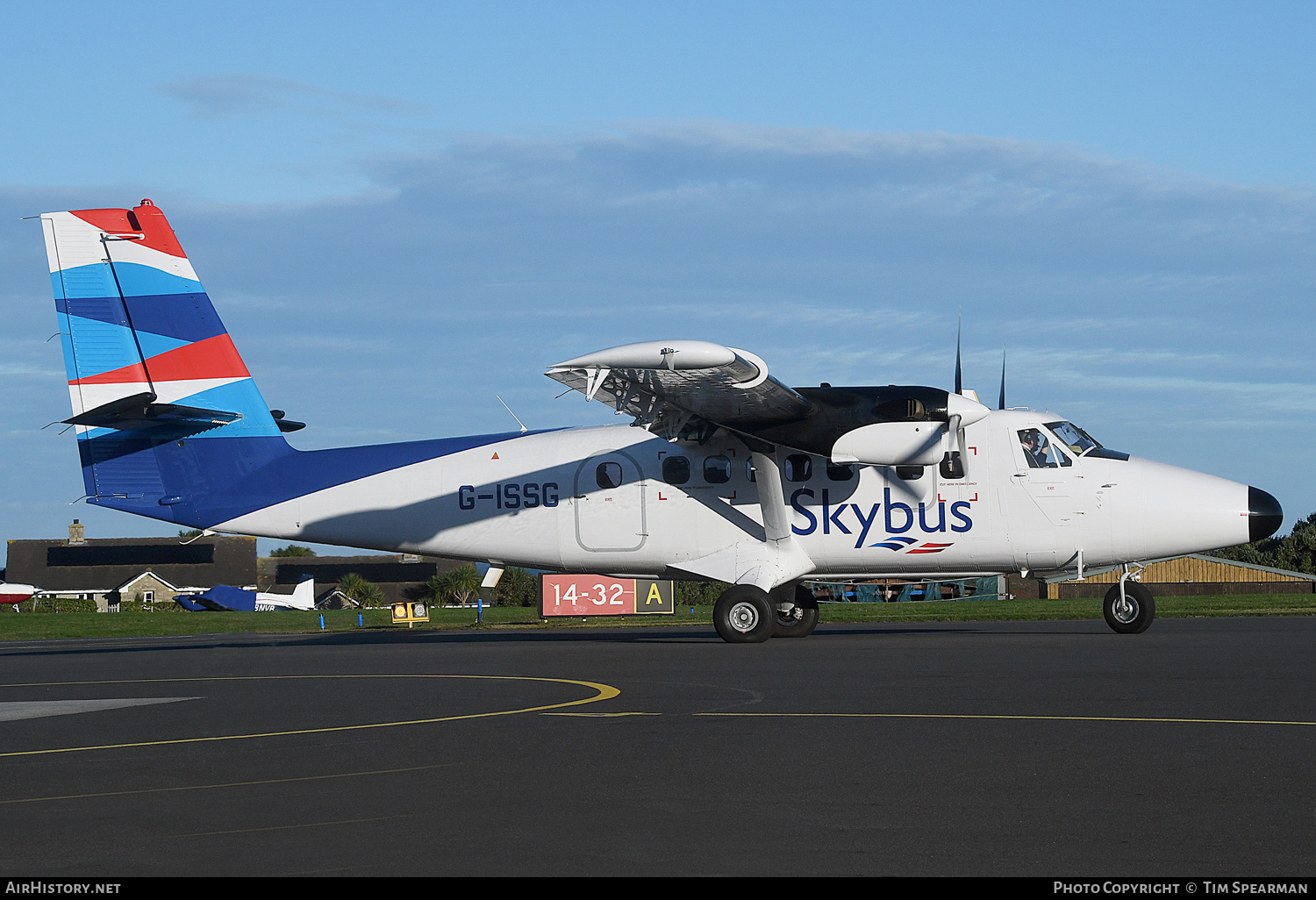 Aircraft Photo of G-ISSG | De Havilland Canada DHC-6-300 Twin Otter | Isles of Scilly Skybus | AirHistory.net #426556