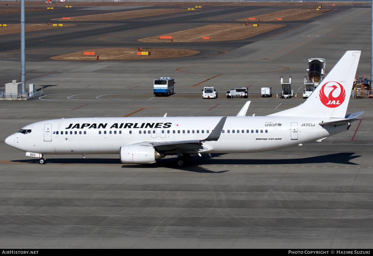 Aircraft Photo of JA303J | Boeing 737-846 | Japan Airlines - JAL | AirHistory.net #426590