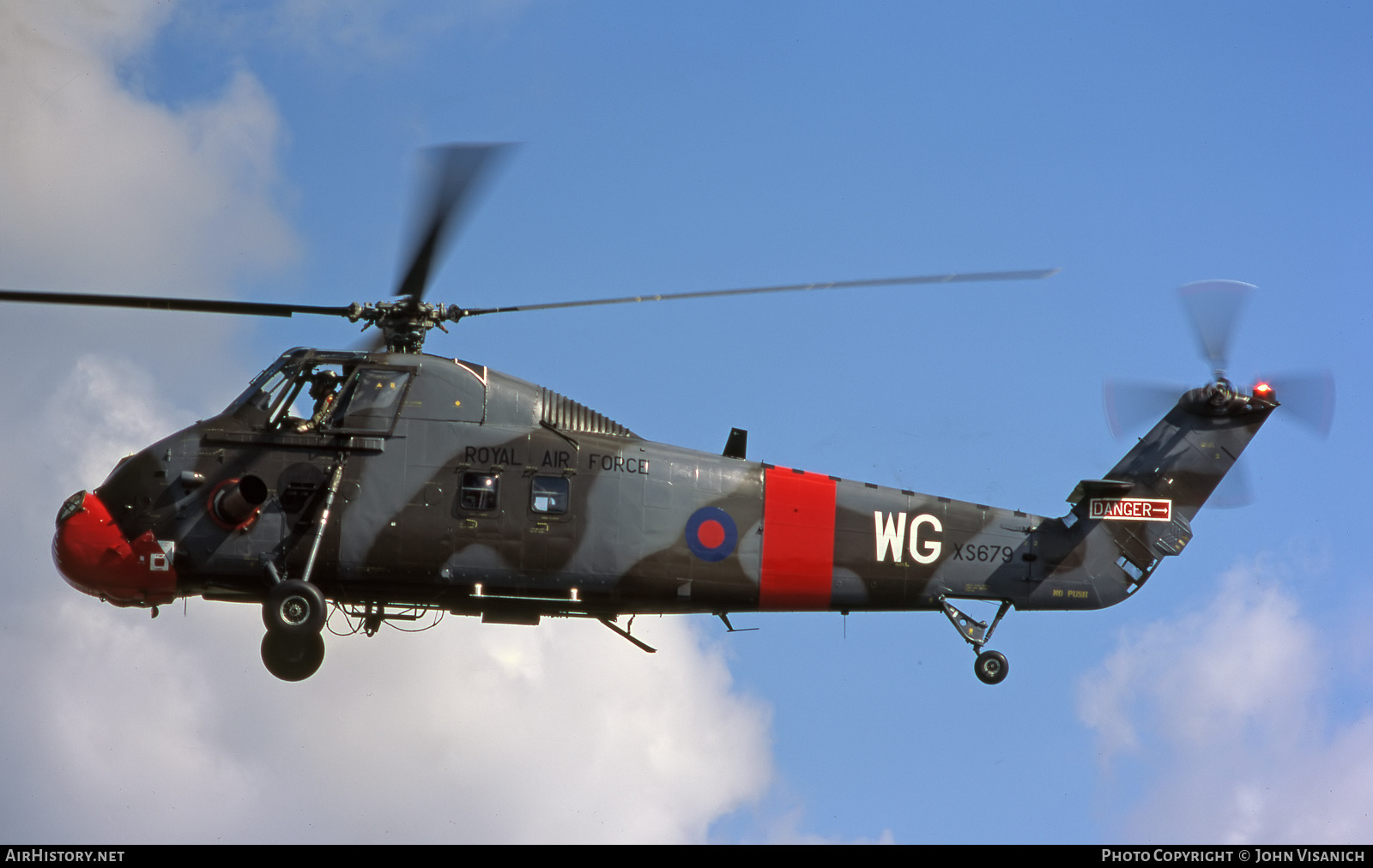 Aircraft Photo of XS679 | Westland WS-58 Wessex HC.2 | UK - Air Force | AirHistory.net #426622