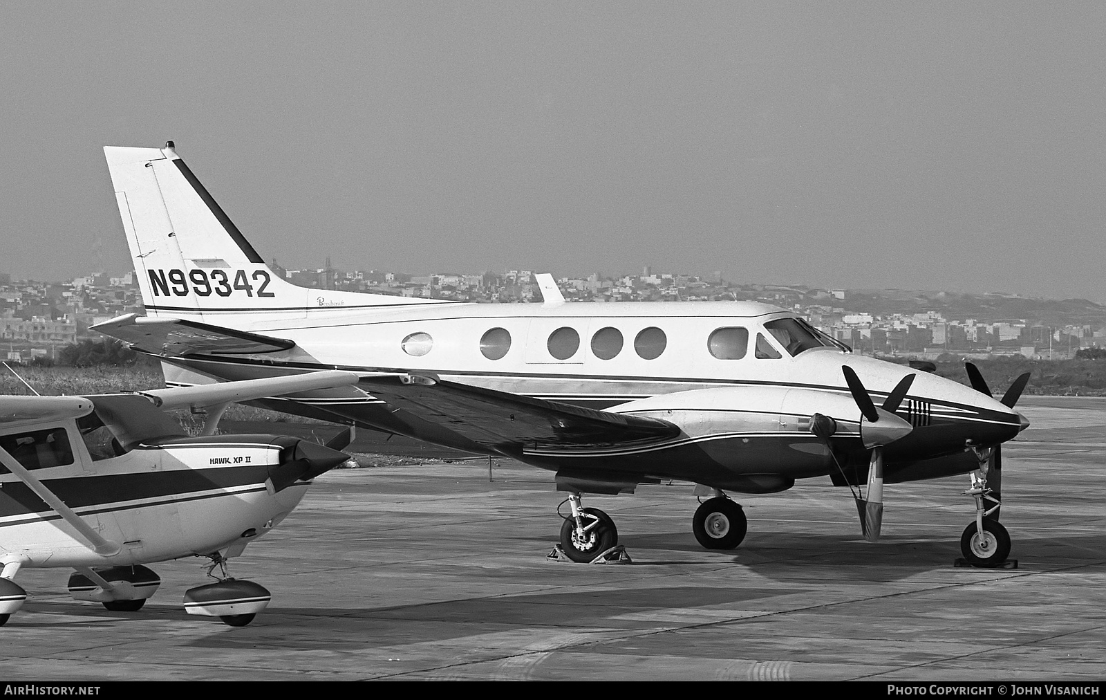 Aircraft Photo of N99342 | Beech E90 King Air | AirHistory.net #426713