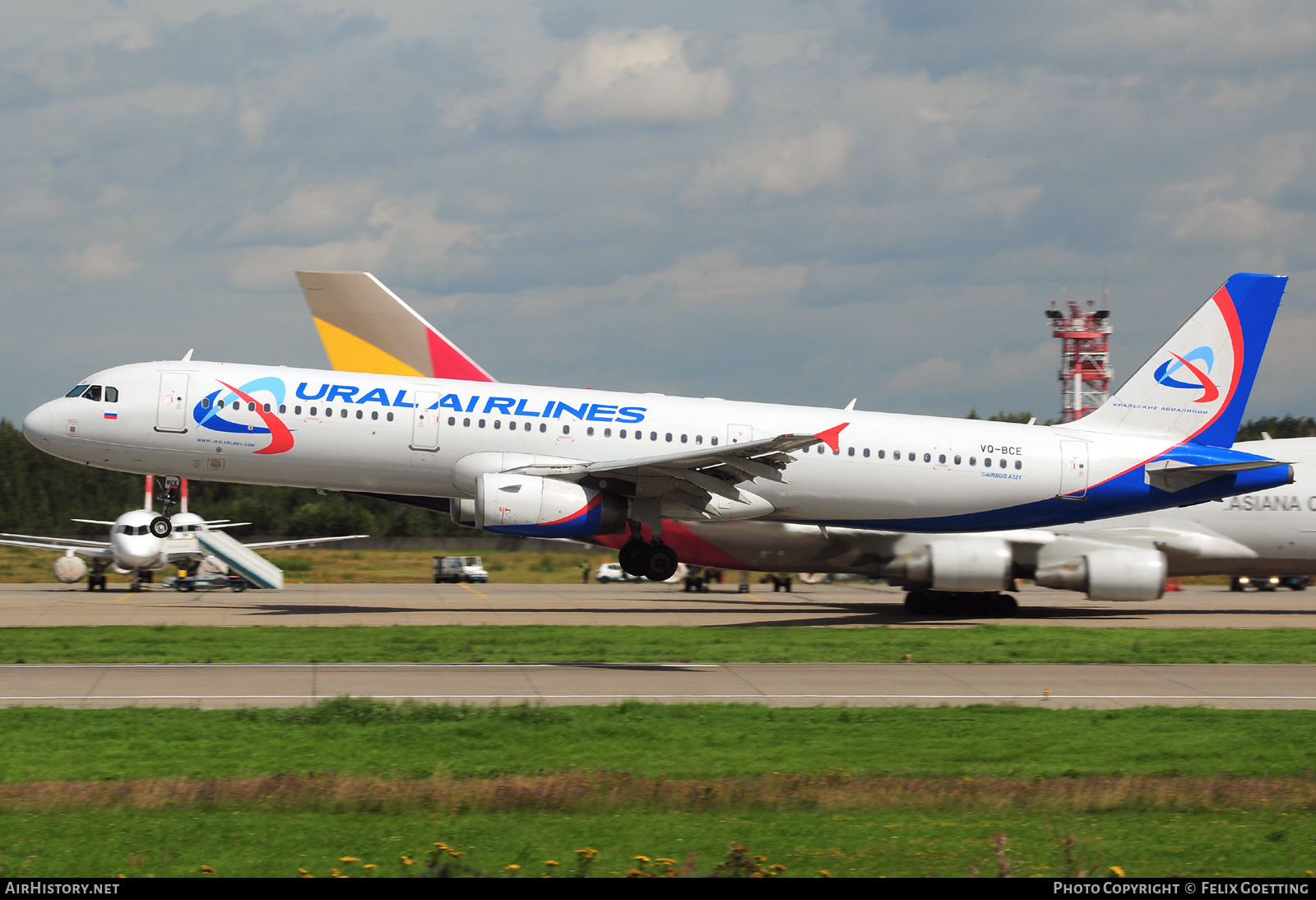 Aircraft Photo of VQ-BCE | Airbus A321-231 | Ural Airlines | AirHistory.net #426792