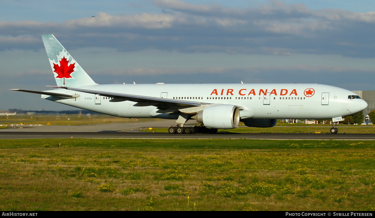 Aircraft Photo of C-FIUJ | Boeing 777-233/LR | Air Canada | AirHistory.net #426807