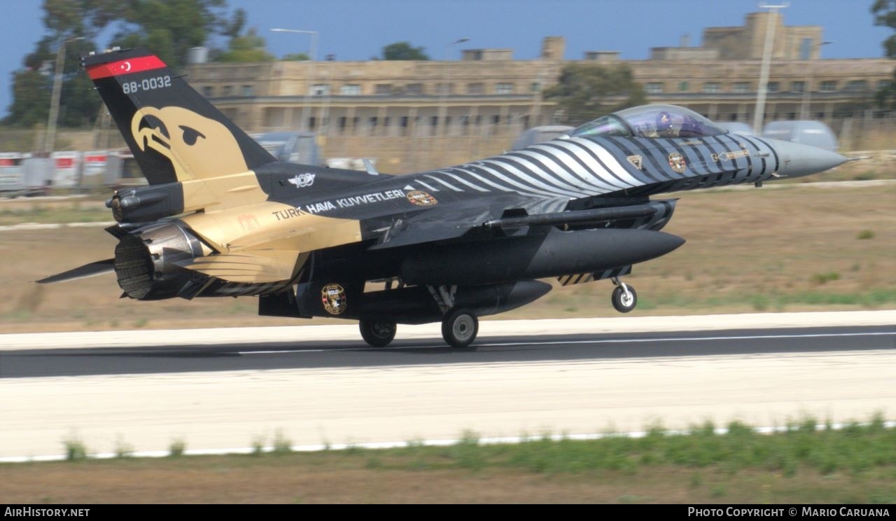 Aircraft Photo of 88-0032 | General Dynamics F-16C Fighting Falcon | Turkey - Air Force | AirHistory.net #426860