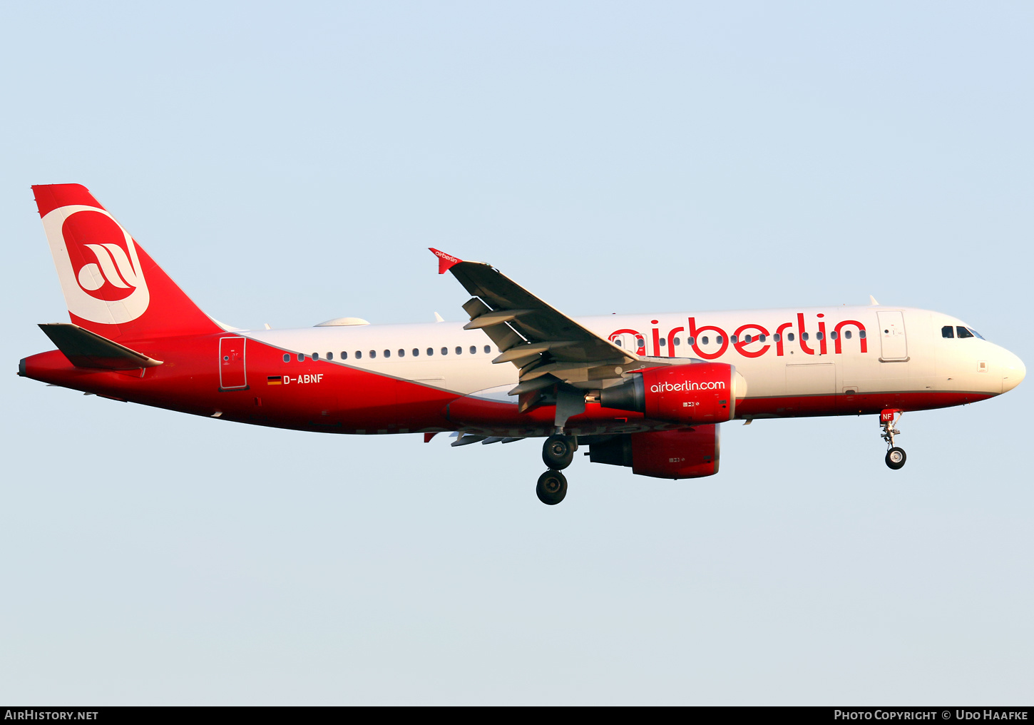 Aircraft Photo of D-ABNF | Airbus A320-214 | Air Berlin | AirHistory.net #426984