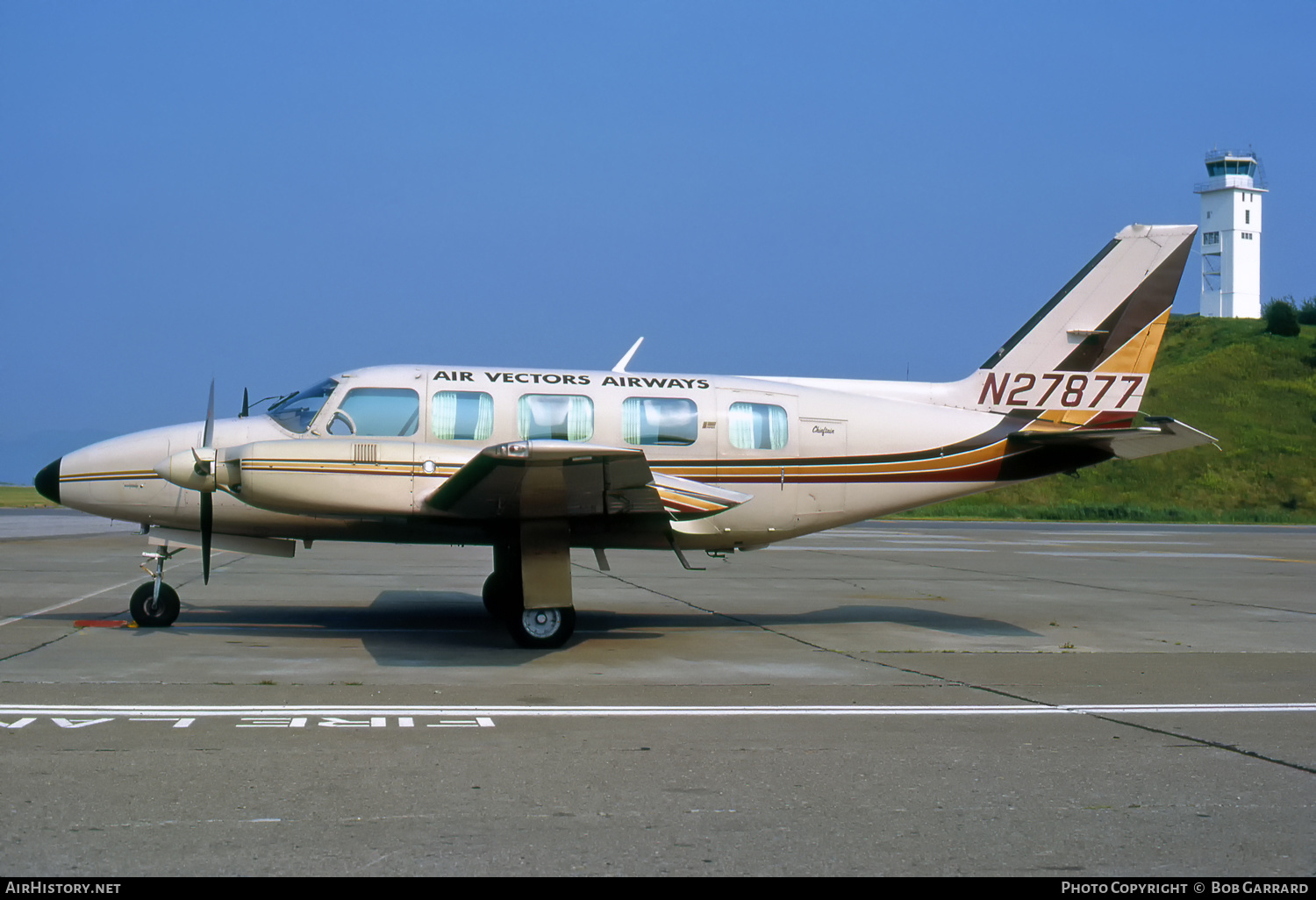 Aircraft Photo of N27877 | Piper PA-31-350 Navajo Chieftain | Air Vectors Airways | AirHistory.net #427069