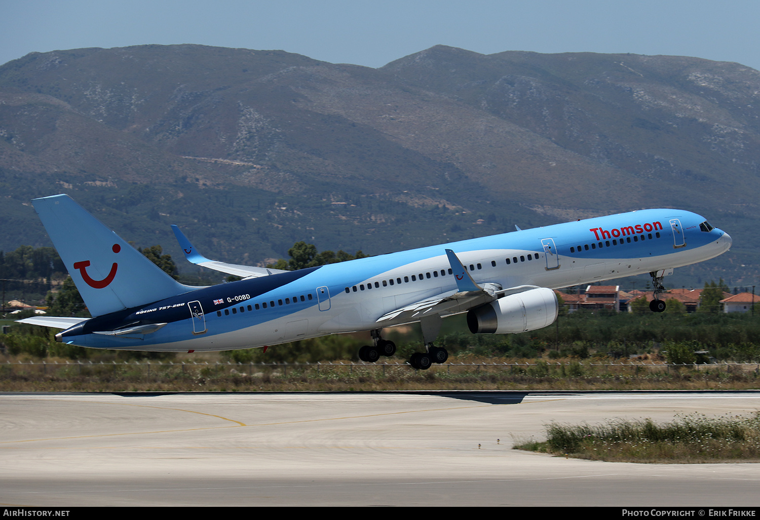 Aircraft Photo of G-OOBD | Boeing 757-28A | Thomson Airways | AirHistory.net #427101