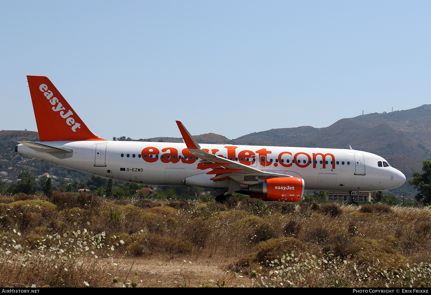 Aircraft Photo of G-EZWO | Airbus A320-214 | EasyJet | AirHistory.net #427129