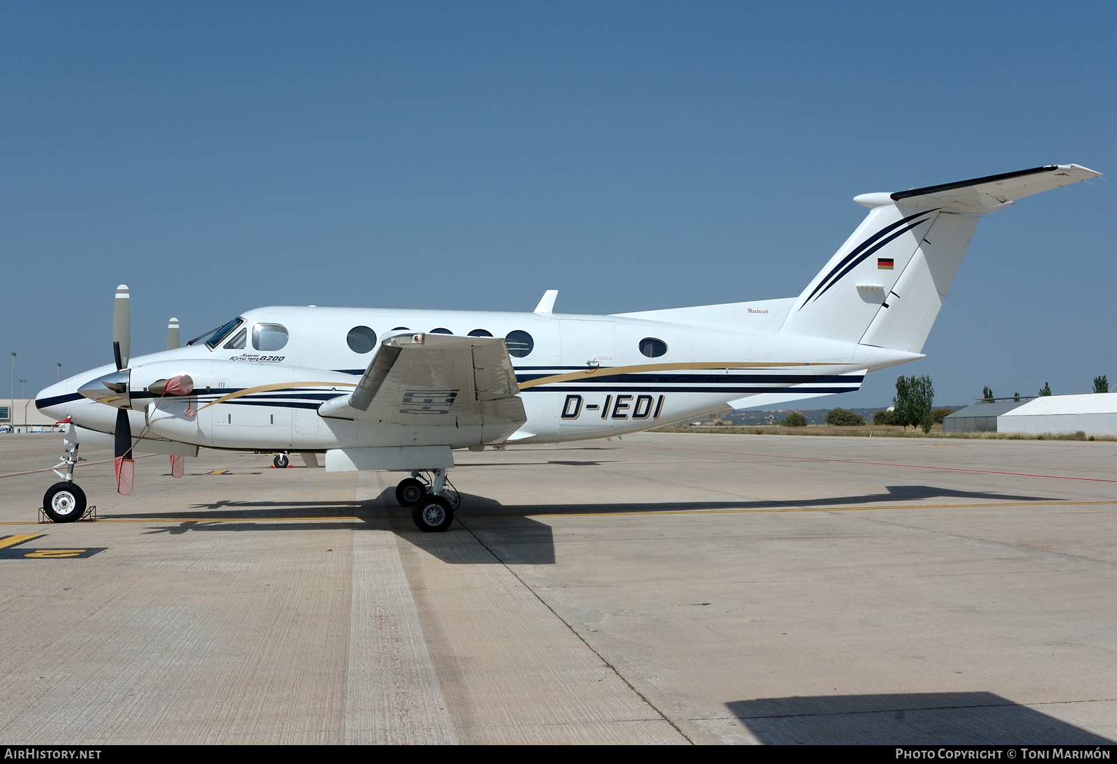 Aircraft Photo of D-IEDI | Raytheon B200 King Air | AirHistory.net #427163