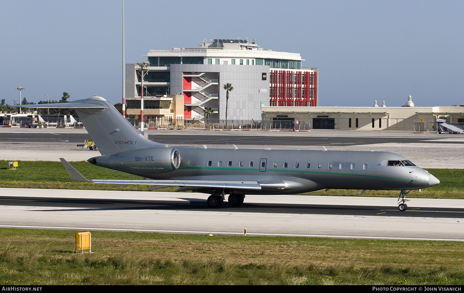 Aircraft Photo of 9H-VTE | Bombardier Global Express XRS (BD-700-1A10) | VistaJet | AirHistory.net #427179