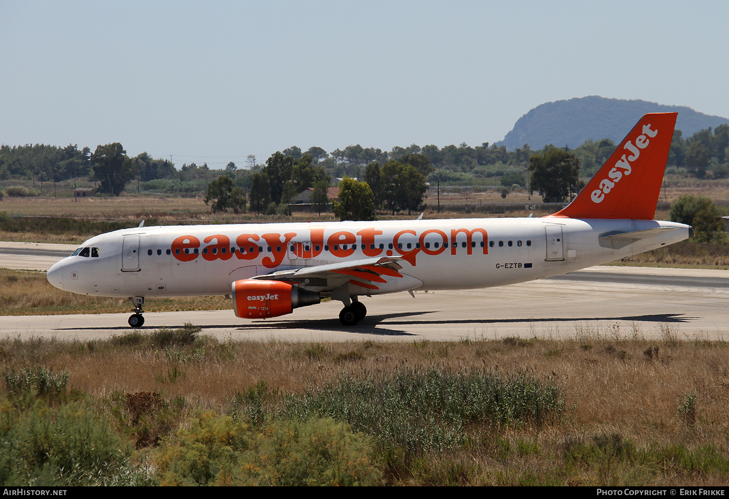 Aircraft Photo of G-EZTB | Airbus A320-214 | EasyJet | AirHistory.net #427276