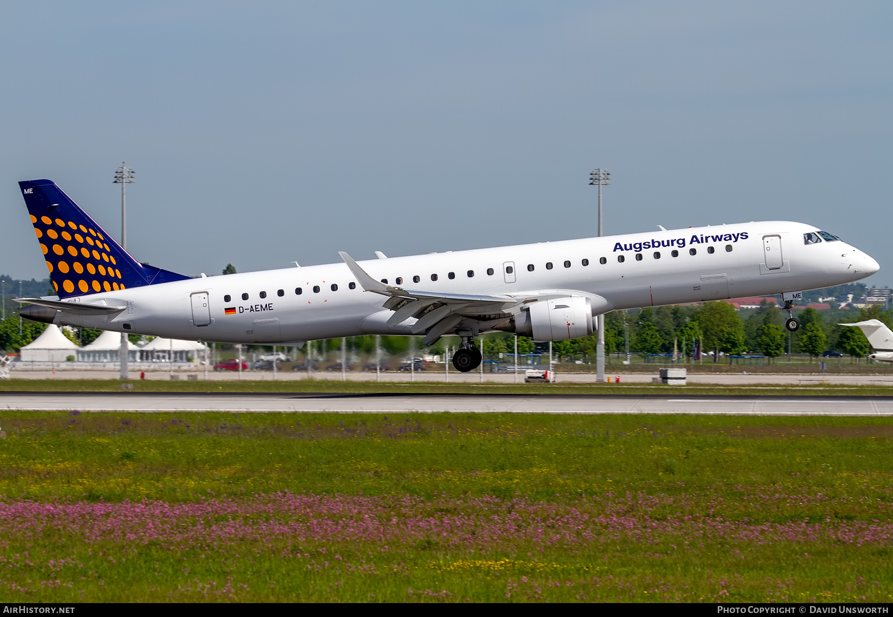 Aircraft Photo of D-AEME | Embraer 195LR (ERJ-190-200LR) | Augsburg Airways | AirHistory.net #427337