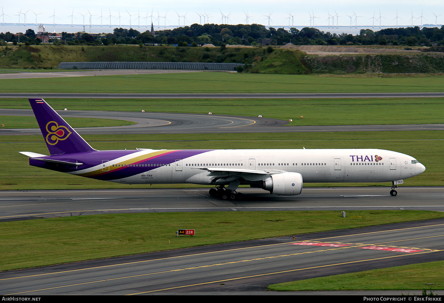 Aircraft Photo of HS-TKV | Boeing 777-3D7/ER | Thai Airways International | AirHistory.net #427361