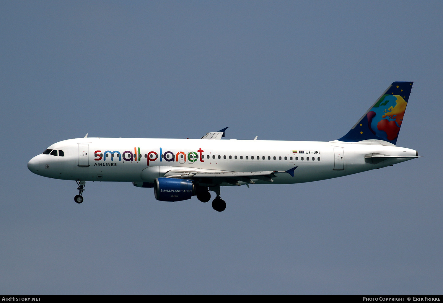 Aircraft Photo of LY-SPI | Airbus A320-214 | Small Planet Airlines | AirHistory.net #427399